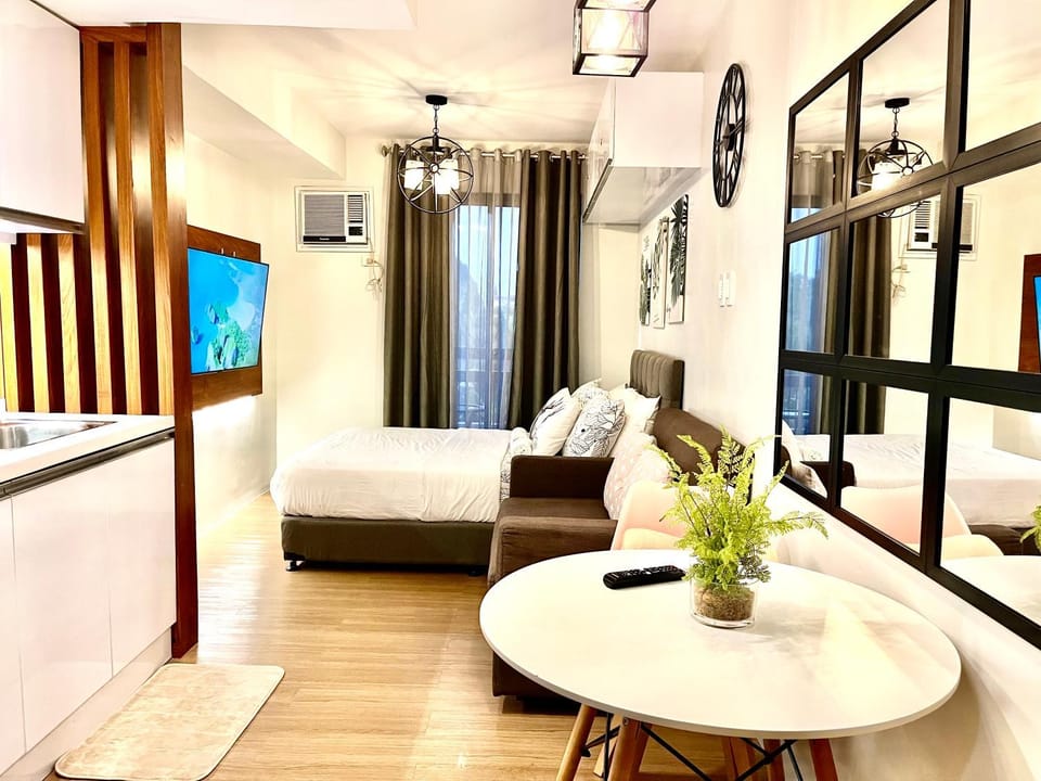 Staycation @ Teffie’s +Netflix & Wifi Apartment in Tagaytay