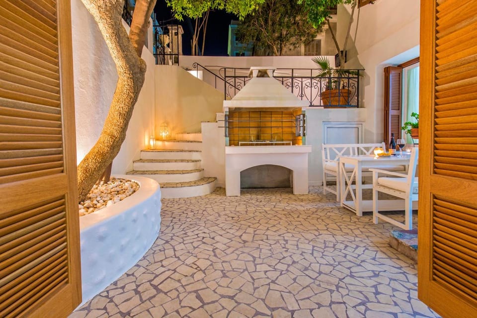 Patio, BBQ facilities, Seating area
