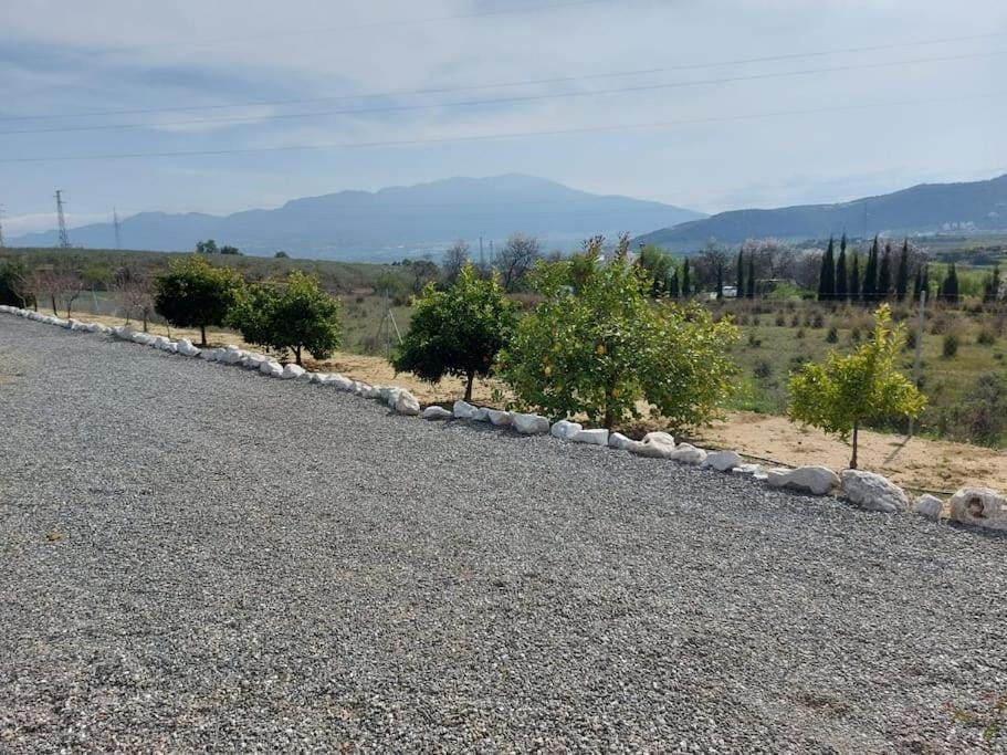Andalusian farmhouse with barbecue, pool and wifi House in Valle del Guadalhorce