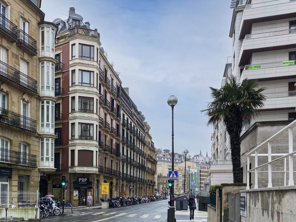 Itsaskirri - Basque Stay Apartment in San Sebastian