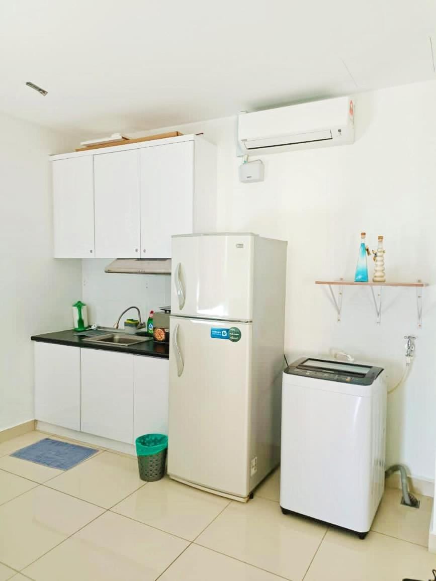 Mansion One Two Bedroom Seaview 7 Pax Apartment in George Town
