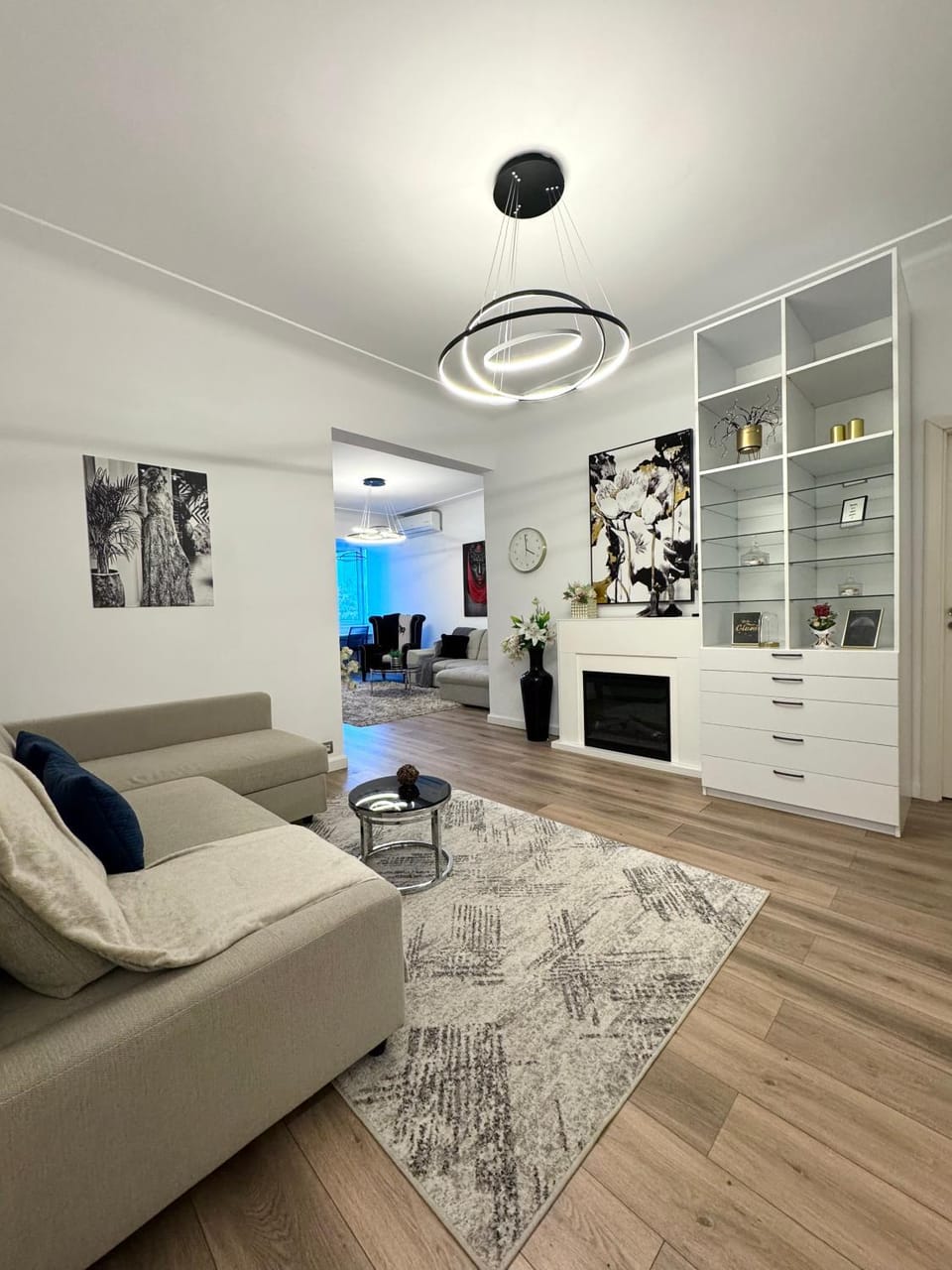 Sky View - Luxury Apartament - Sanador Victoriei Apartment in Bucharest