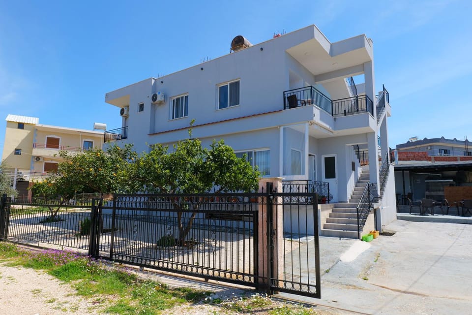 Property building, Day, Neighbourhood, Street view