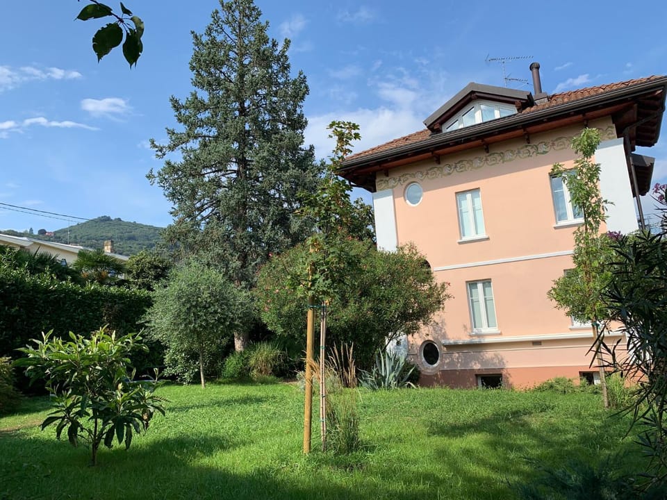 Property building, Garden, Mountain view
