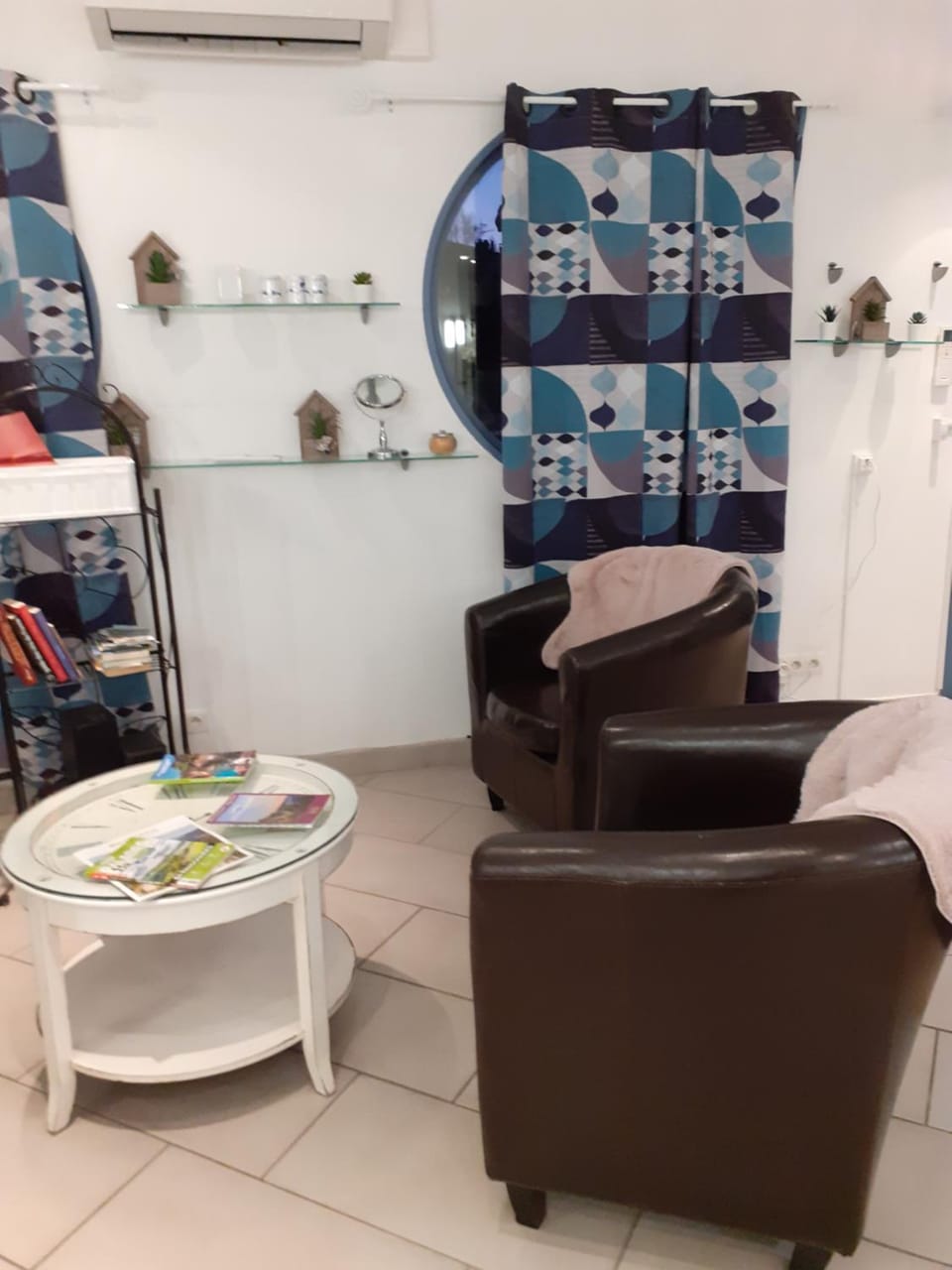Lounge or bar
