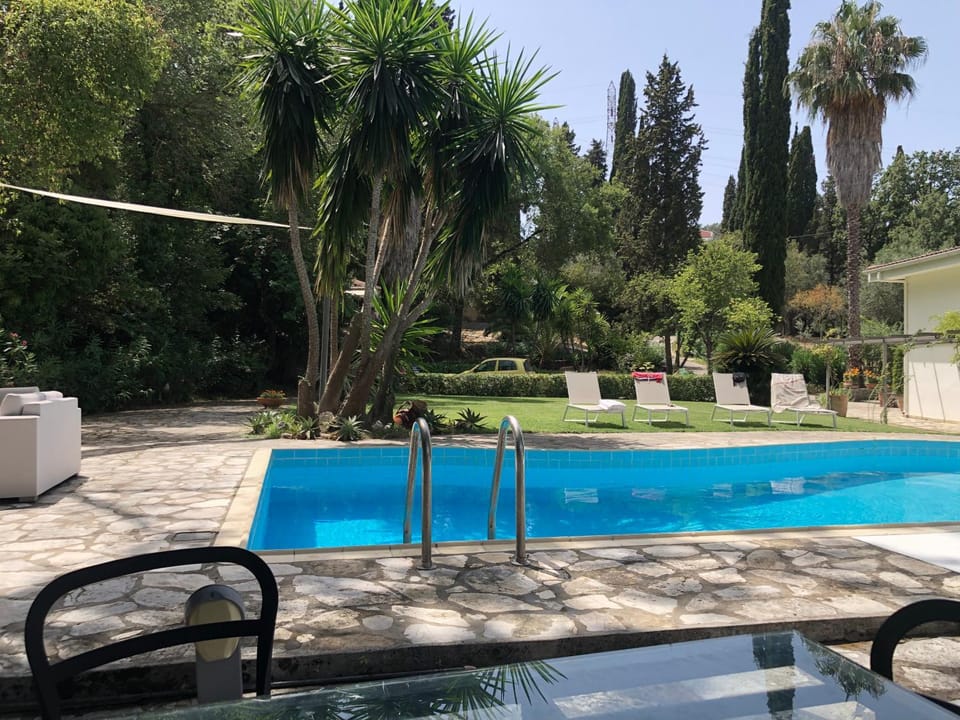 Swimming pool, Swimming pool