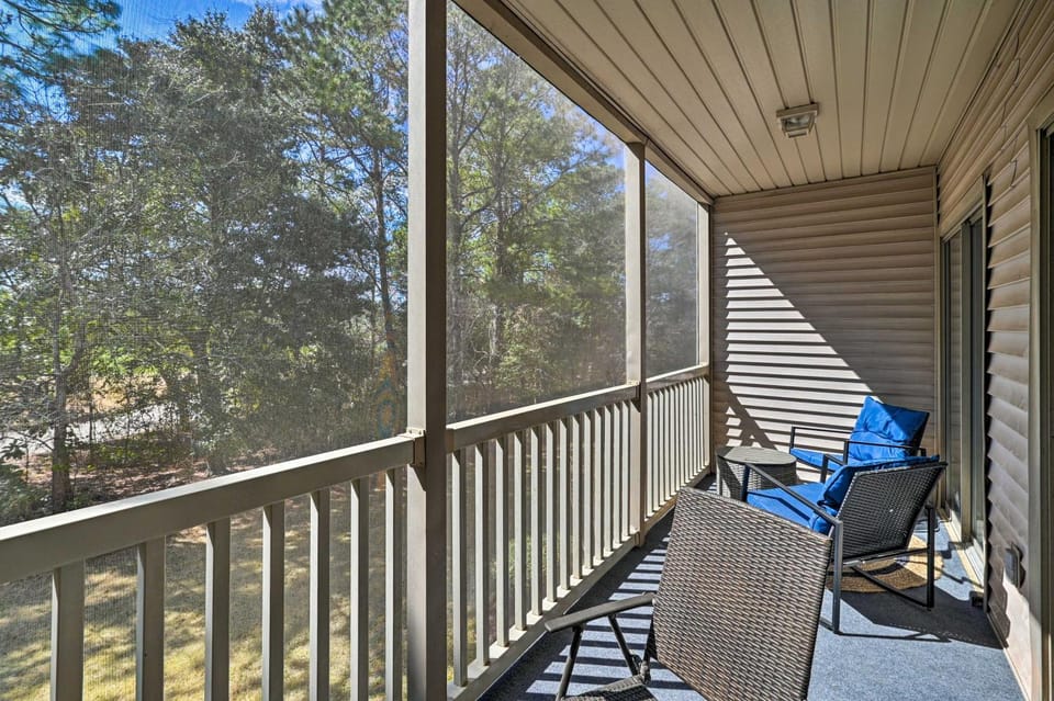 Welcome to ‘After Dune Delight’ Golf Course Condo! House in South Carolina