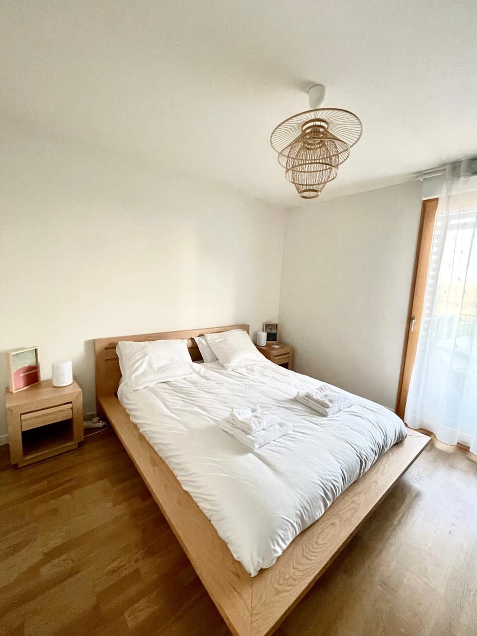 APPART 2P AVEC PARKING ET BALCON - gare val d'europe 5mn - disney 10mn Apartment in Île-de-France