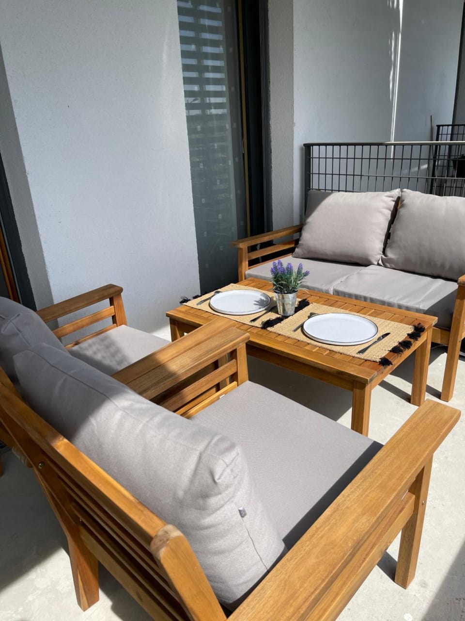 APPART 2P AVEC PARKING ET BALCON - gare val d'europe 5mn - disney 10mn Apartment in Île-de-France