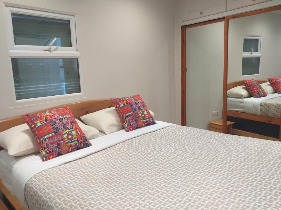 Malaga Ensuites City Centre Bed and Breakfast in Malaga