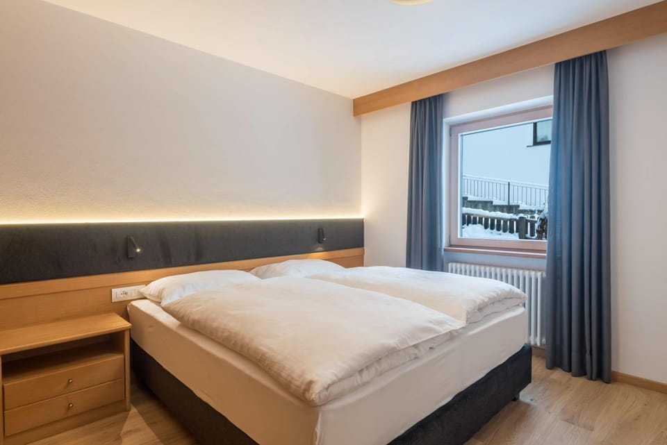 Property building, Living room, Bedroom