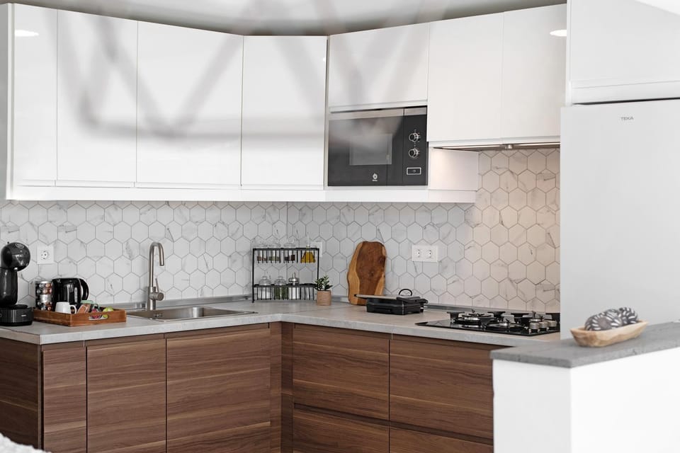 Kitchen or kitchenette, Living room