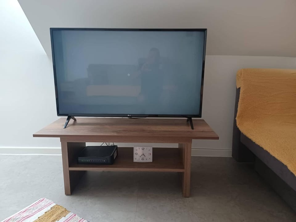 TV and multimedia, Evening entertainment