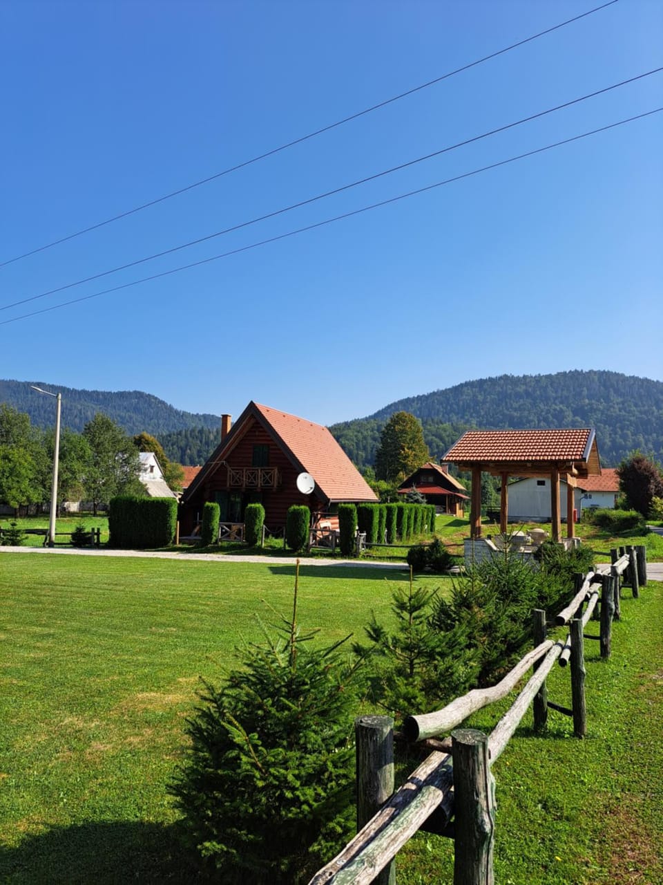 Property building, Natural landscape, Mountain view