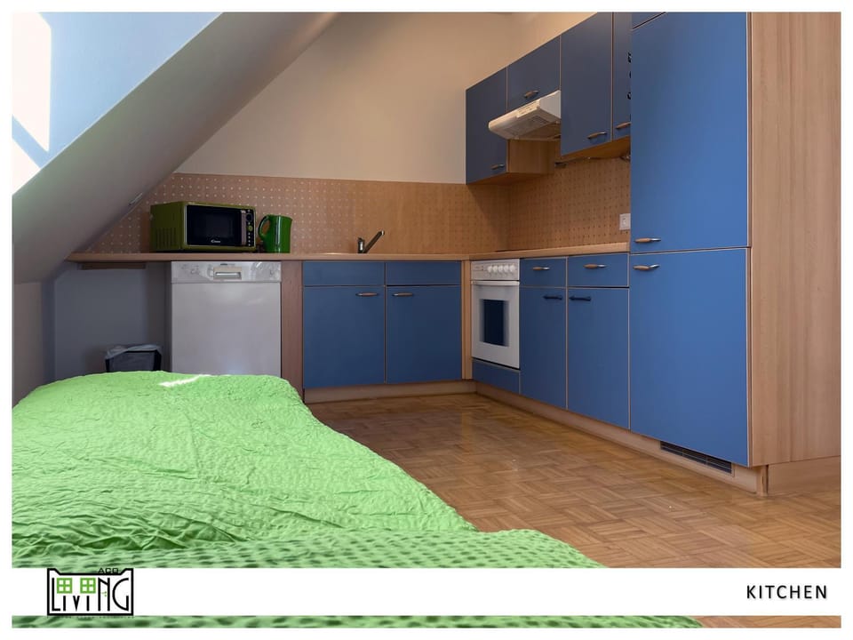 Kitchen or kitchenette