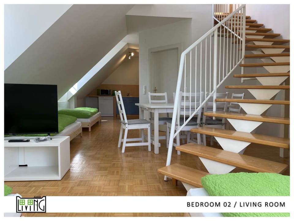 Communal lounge/ TV room, Living room, Seating area