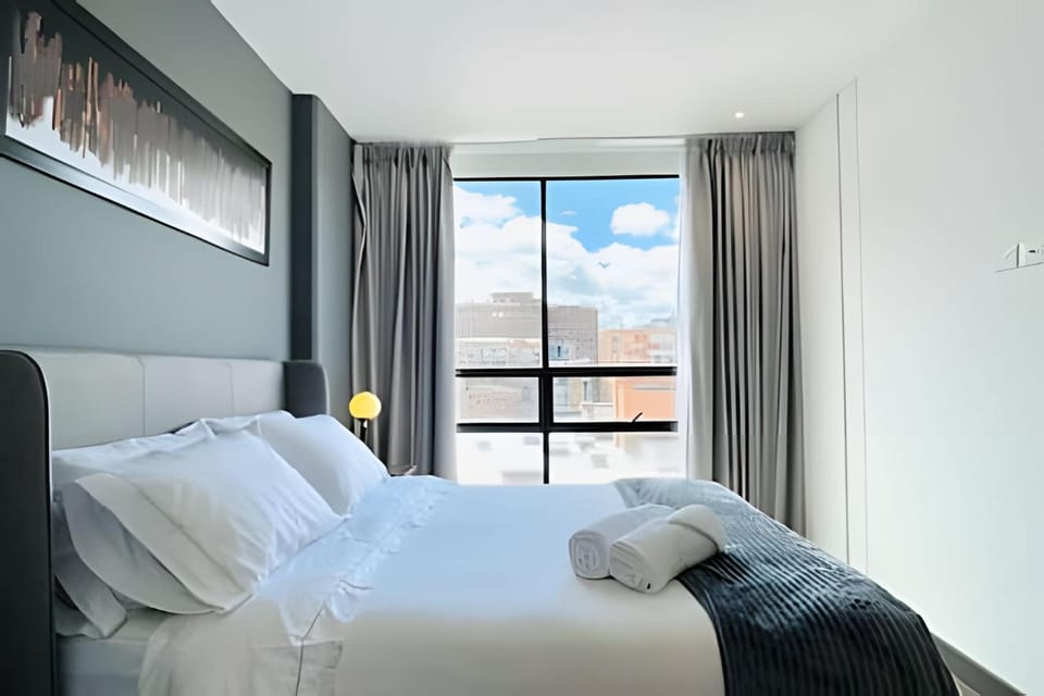 Bed, Photo of the whole room, Mountain view