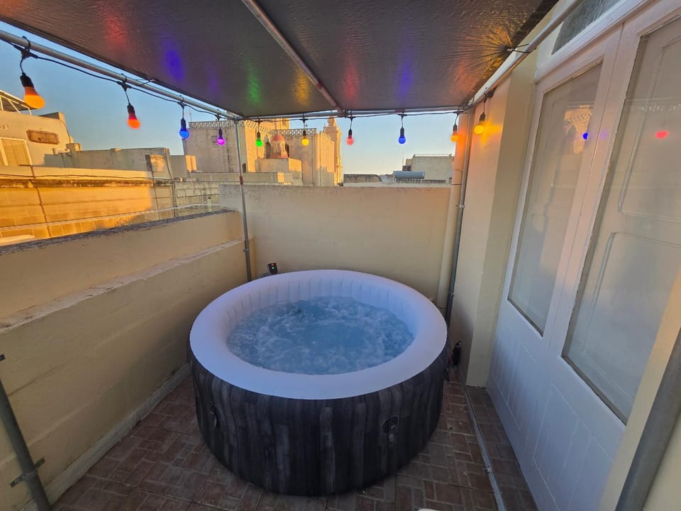 Hot Tub, Balcony/Terrace, Open Air Bath