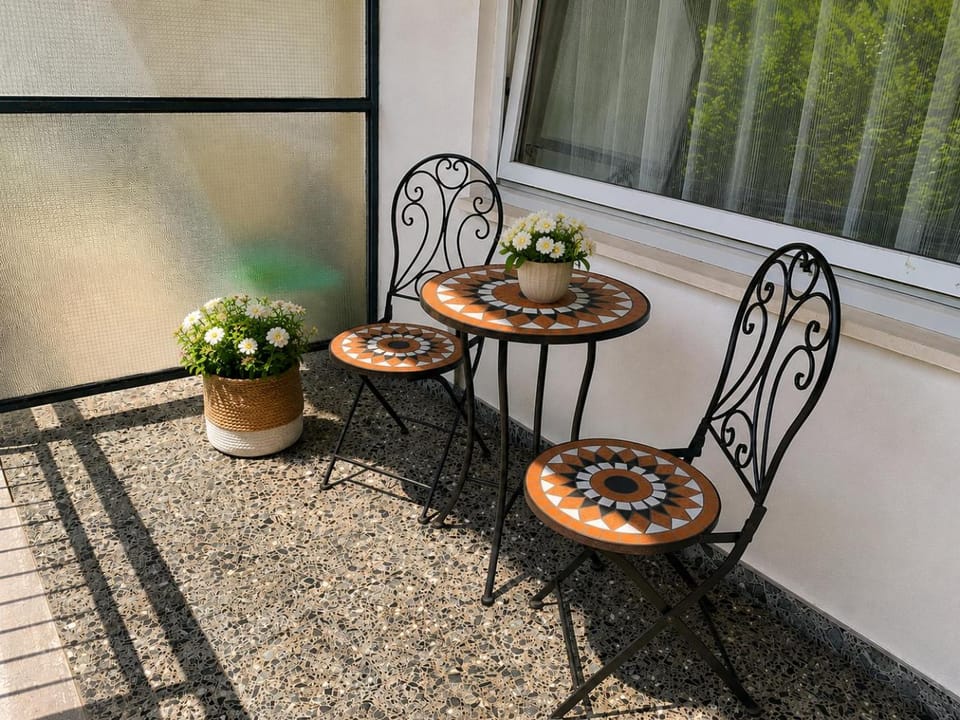 Balcony/Terrace, Breakfast