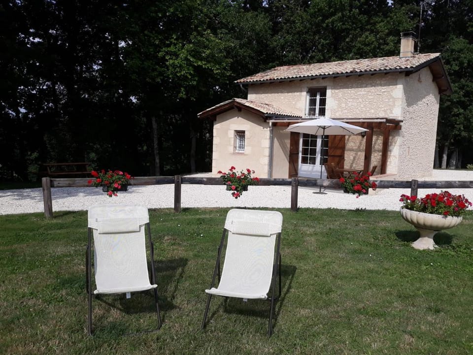 Charmante maison en forêt près d'Eymet, animaux admis - FR-1-616-247 House in Eymet