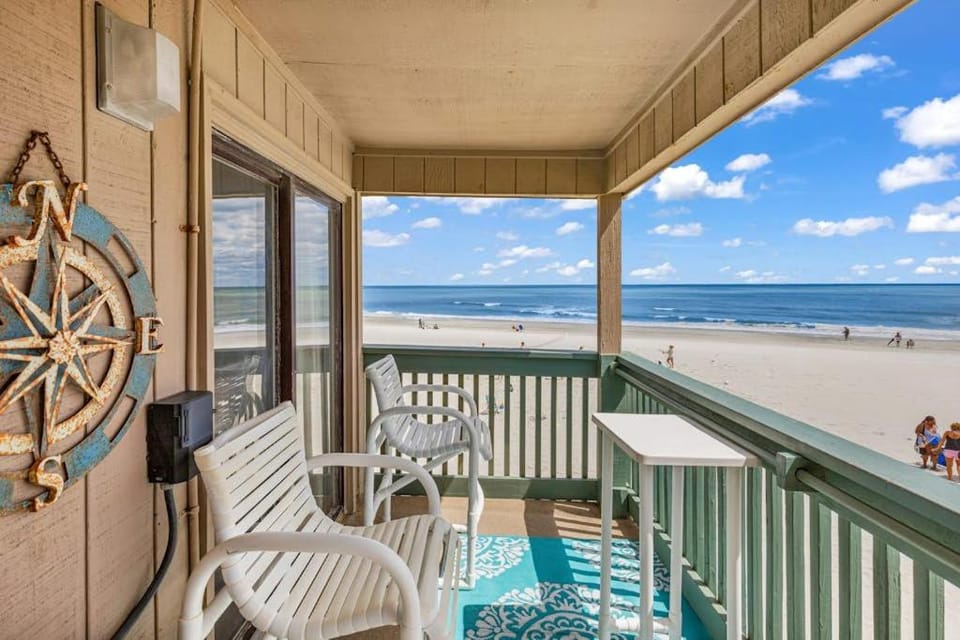 Sandy Getaway Apartment in South Carolina