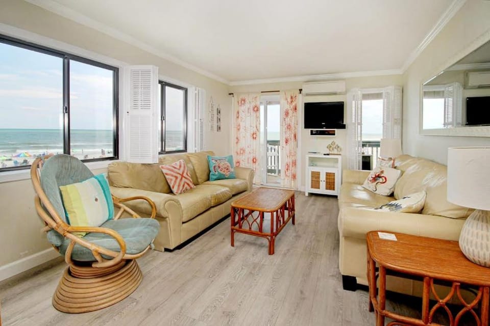 Sandy Getaway Apartment in South Carolina