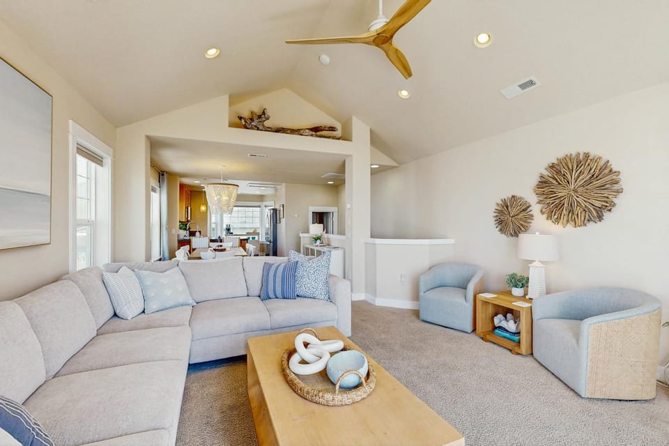 Alluvial Shores House in Rockaway Beach