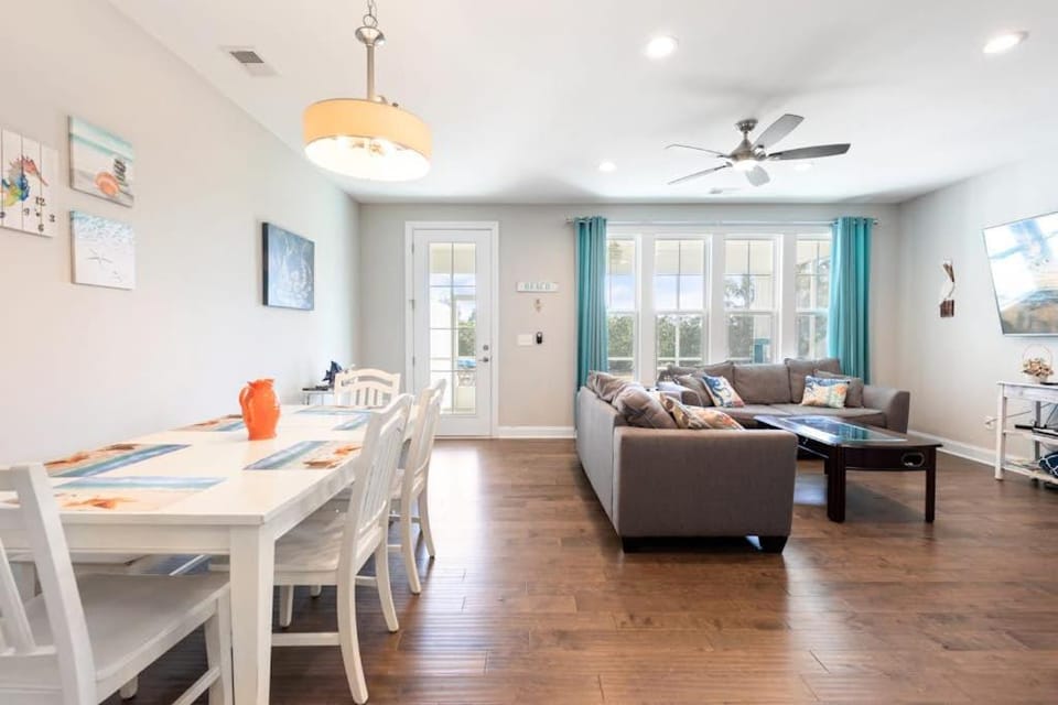Tidewatch Charms House in North Myrtle Beach