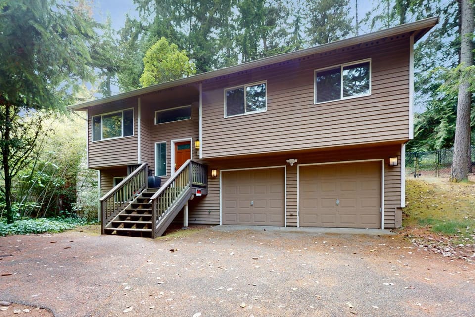 Forest Retreat House in Shoreline