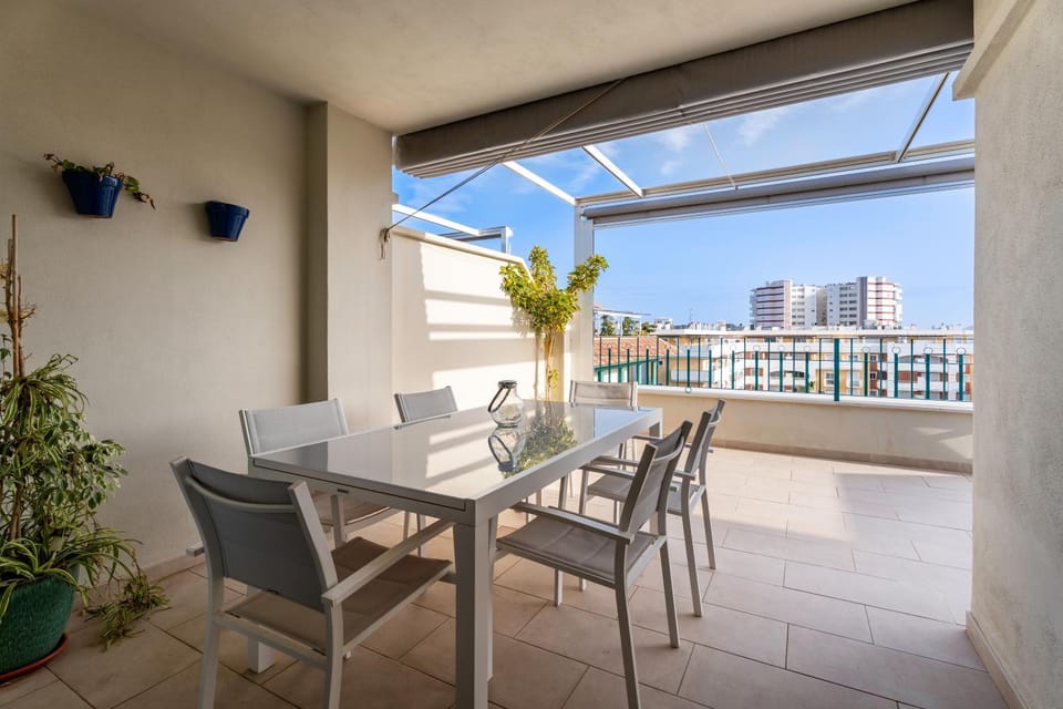 Balcony/Terrace, Balcony/Terrace