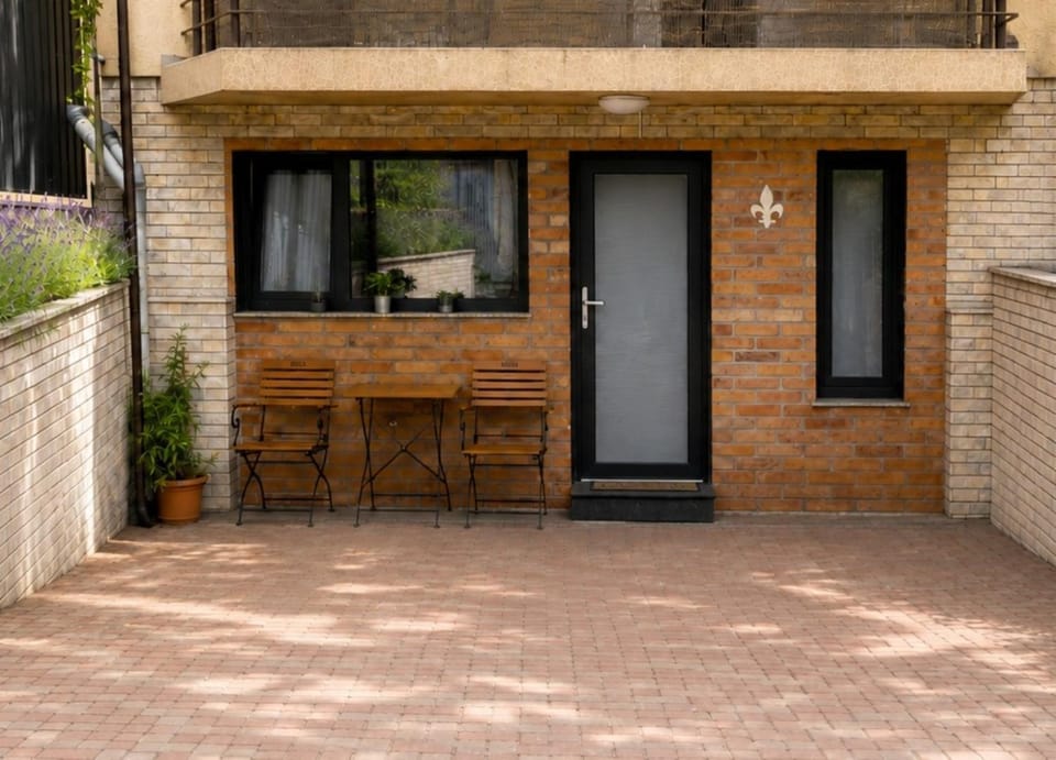 Retro Retreat - Apartment for 2 with Free Parking Apartment in Cluj-Napoca