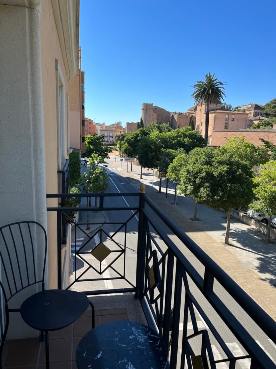 View (from property/room), Balcony/Terrace, City view