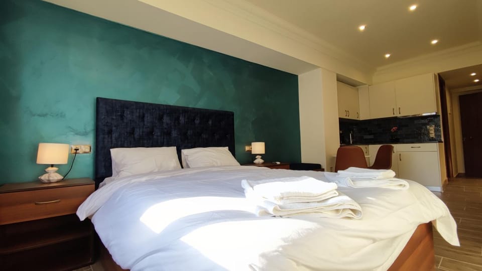 Bed, Photo of the whole room