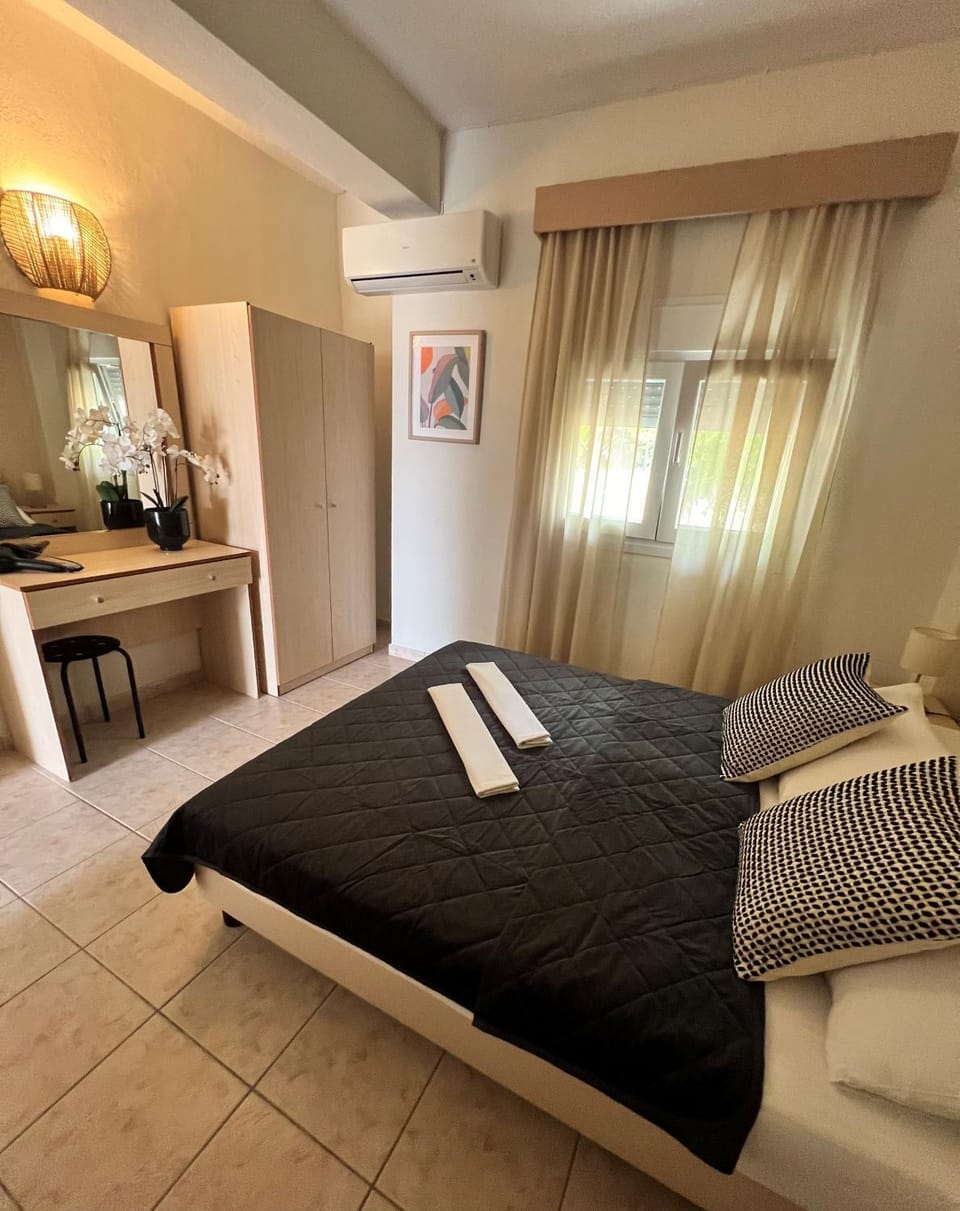 Bed, Bedroom, hair dryier, wardrobe, air conditioner
