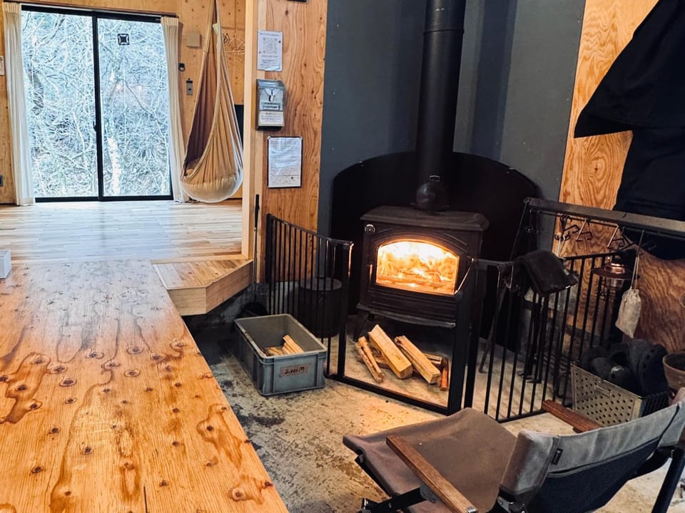 Living room, Diving, fireplace, pet friendly