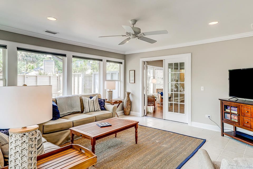 Fox Pond Drive House in Sullivans Island