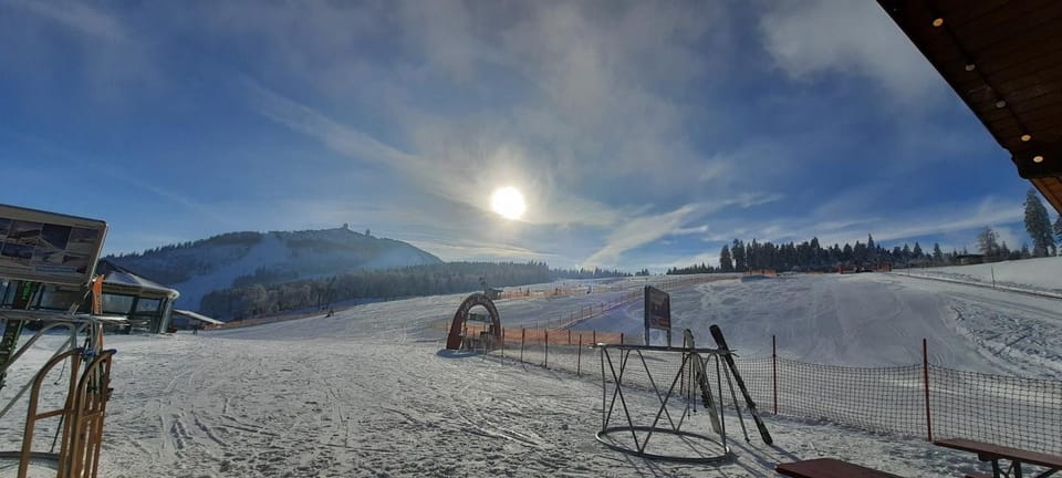 Winter, Skiing