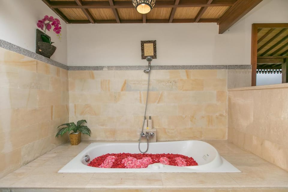 Bathroom, Bath