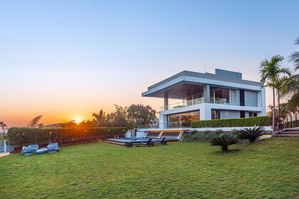 Property building, Garden, Sunrise