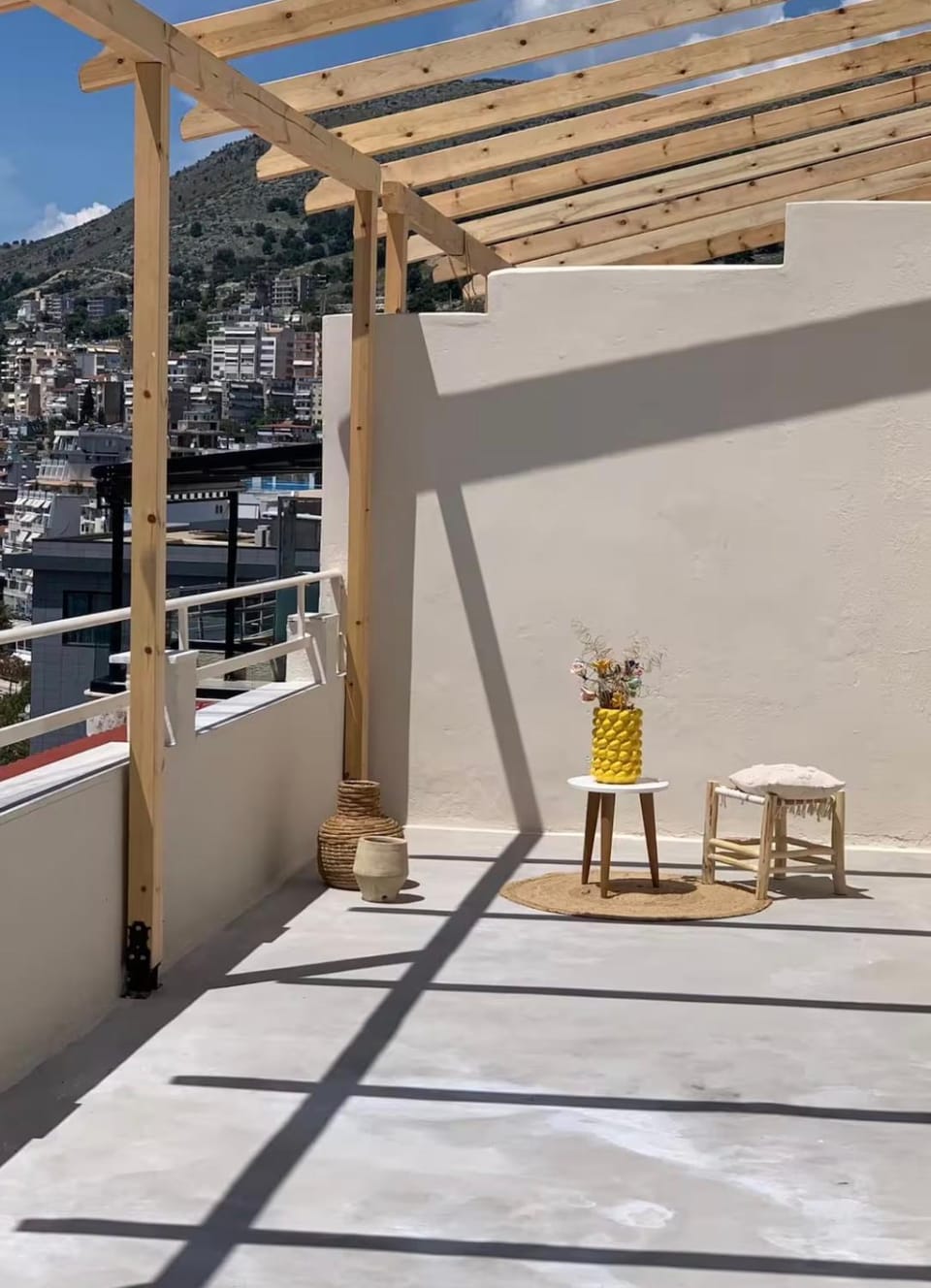 Natural landscape, Balcony/Terrace, Seating area