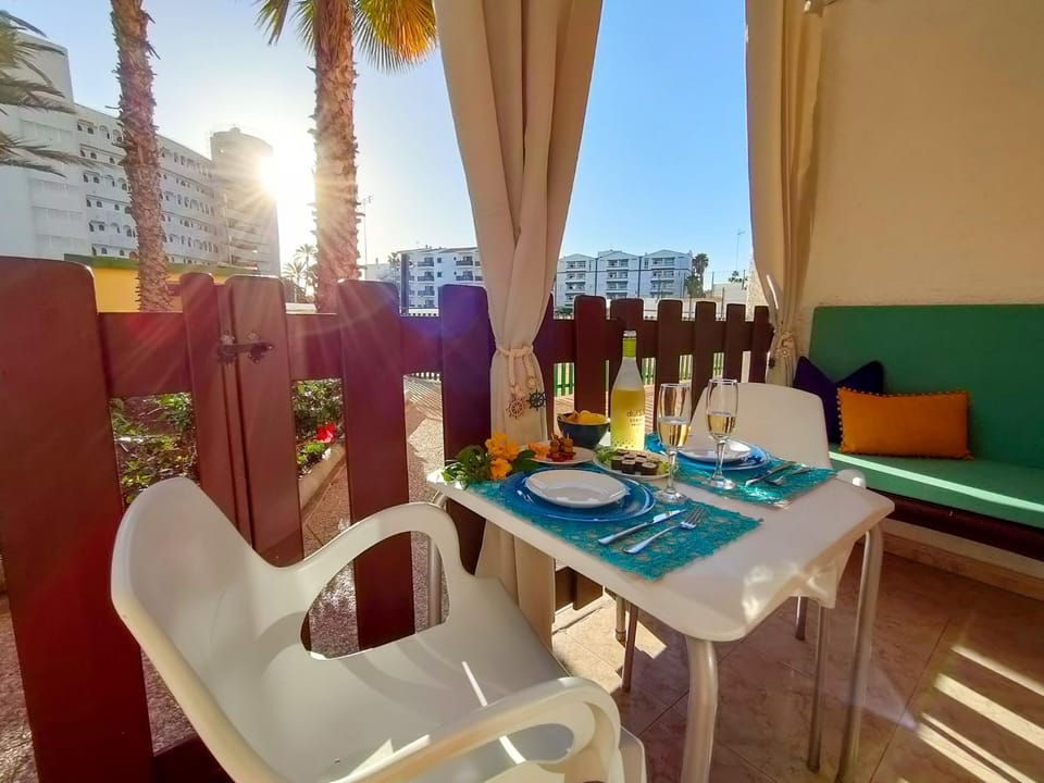 Balcony/Terrace, Garden view, Swimming pool, Breakfast, Drinks, Alcoholic drinks, Inner courtyard view