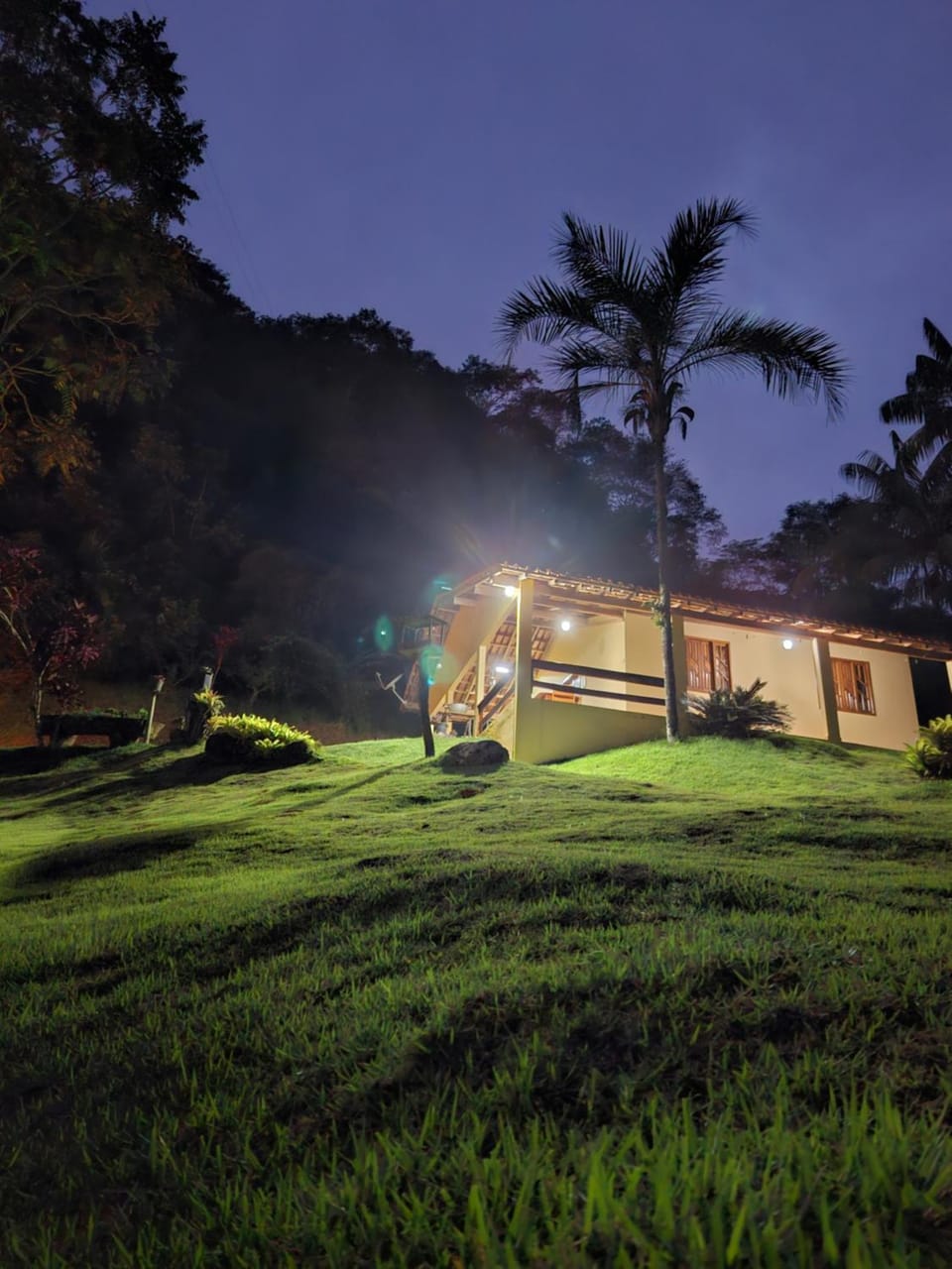 Espaço inteiro: Casa de campo nas montanhas House in State of Espírito Santo, Brazil