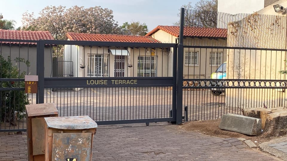 Terrace House Rivonia Bed and Breakfast in Sandton