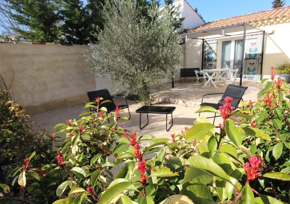 Les Bastidons de l'Isle - Le Saumane - 3 étoiles Apartment in L'Isle-sur-la-Sorgue