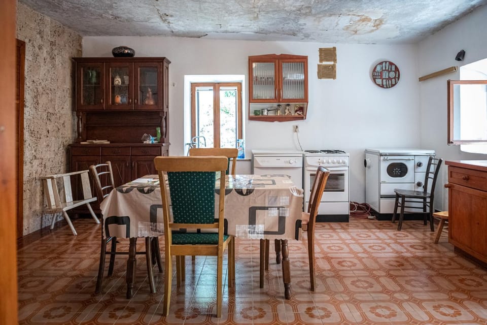 Guest house Gornji Ceklin House in Montenegro