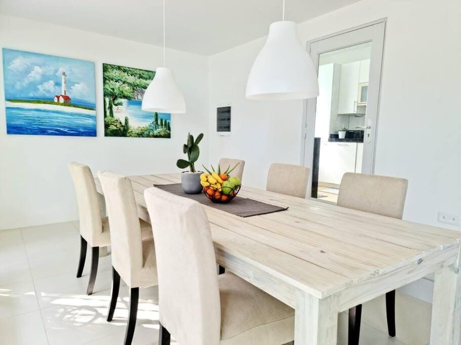 3-Bedroom villa - Very close to Mambo Beach or Willemstad - 3 min drive House in Willemstad