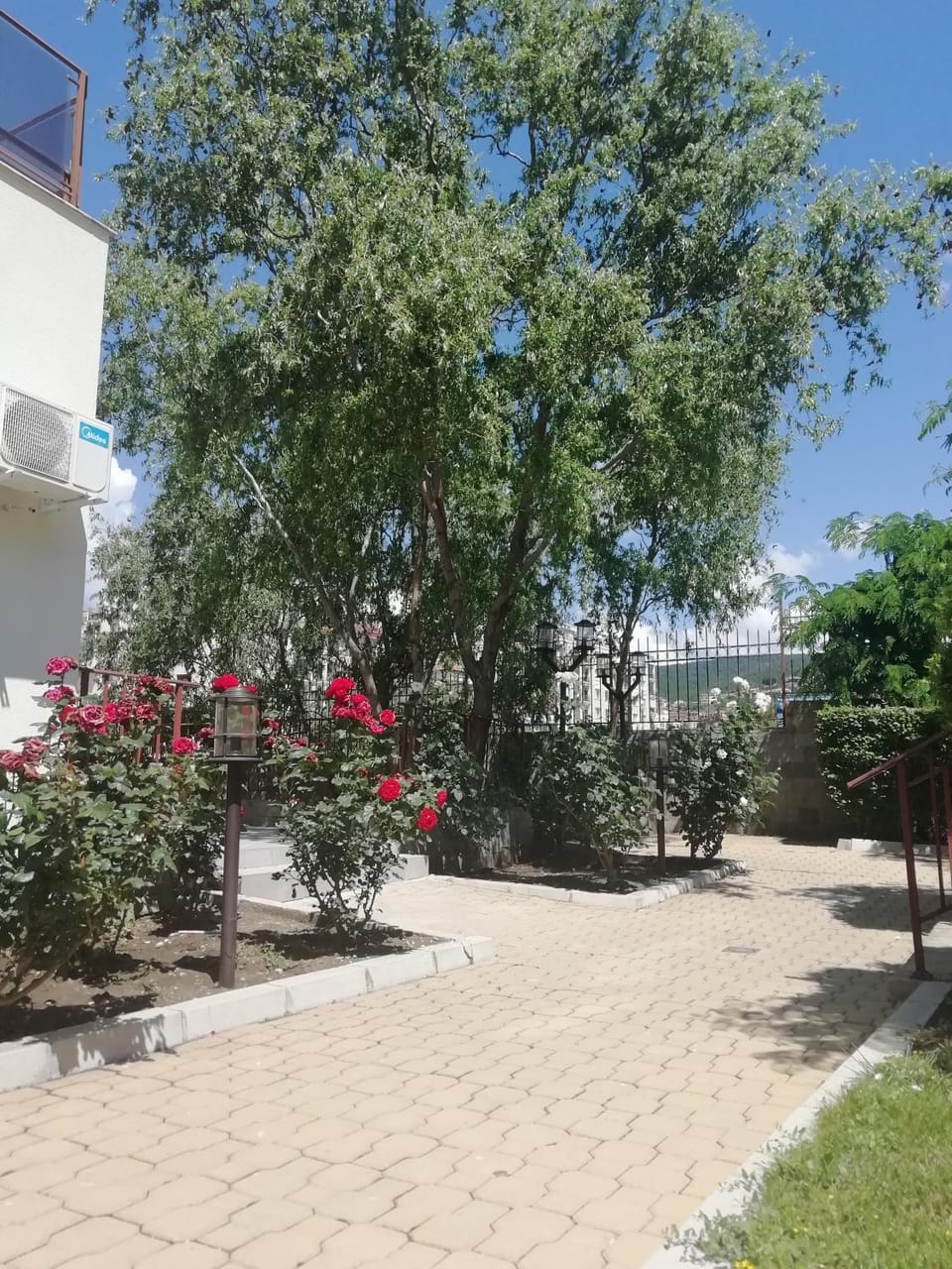 Facade/entrance, Garden