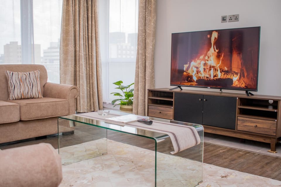 Communal lounge/ TV room, TV and multimedia, Living room, Seating area, Evening entertainment