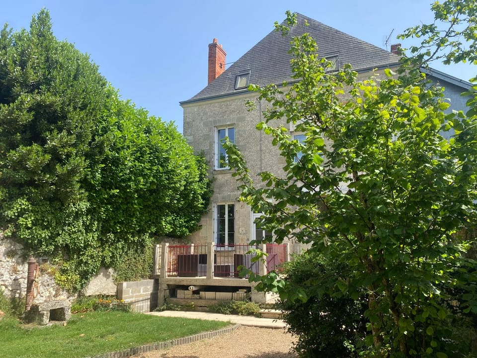 Agréable maison de bourg aux portes de TOURS Apartment in Centre-Val de Loire