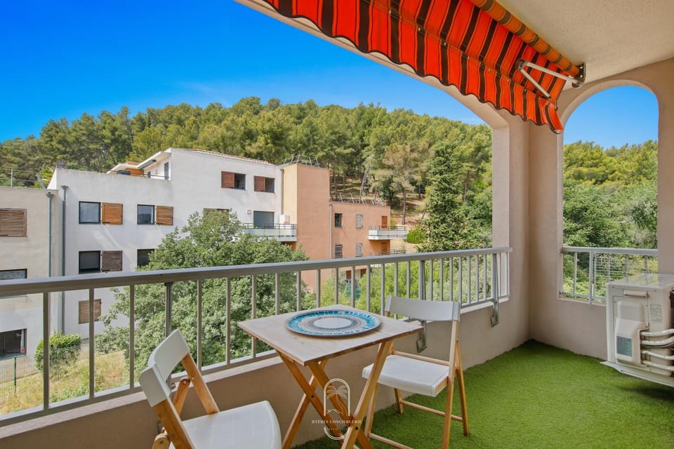 Property building, Patio